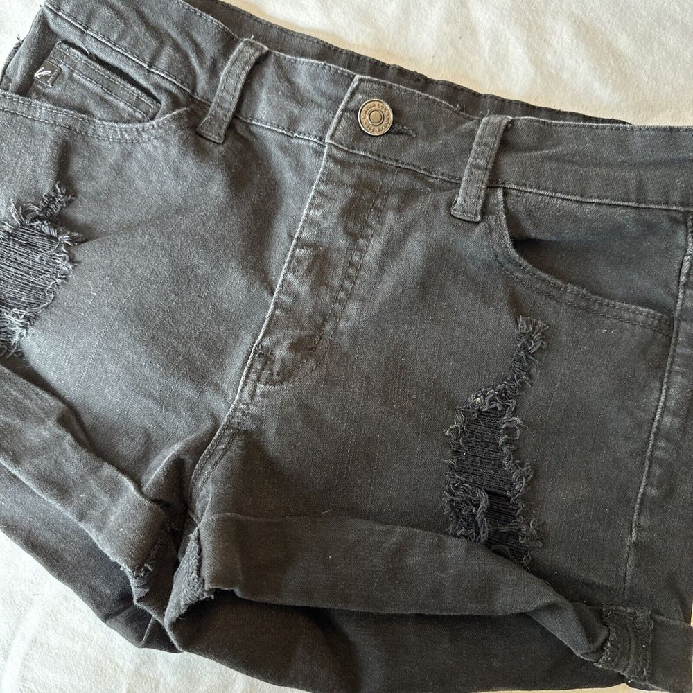 KanCan Denim Jean Shorts Women's 5/26 Black Stretch Distressed Cuffed Hem D19